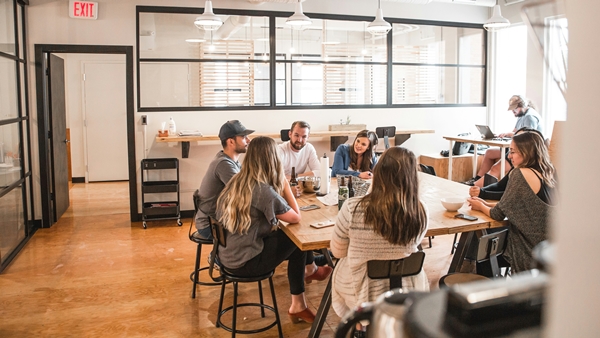 Beyond Brainstorming: 5 Effective Strategies for Team Problem-Solving